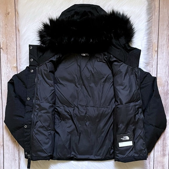 The North Face Girls’ Dealio City Jacket In Black Sparkle - Picture 5 of 12